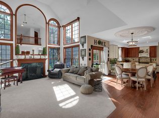 10415 Woodburn Dr, Powell, OH 43065