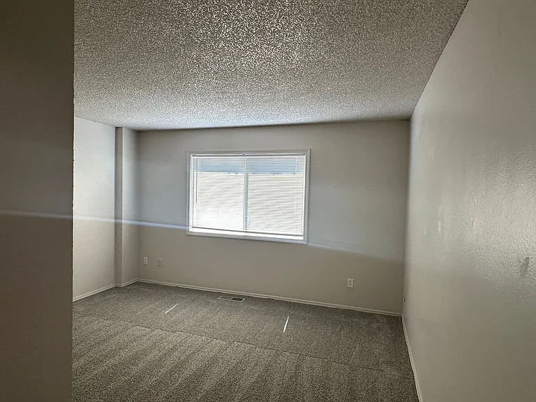 1704-1714 SW 58th Ave — Photo 11