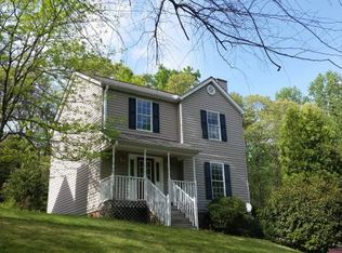 1022 Summit Dr, Greenville, SC 29609