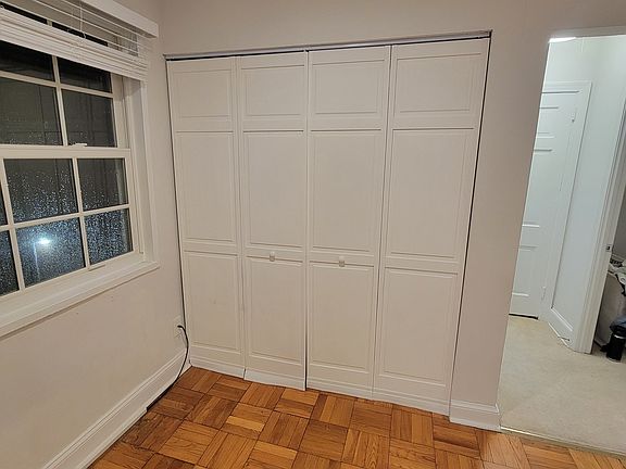 4th image of 1714 W Abingdon Dr APT 302