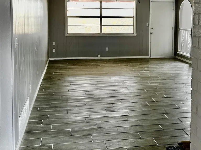 1618 Dale Douglas Dr — Photo 3