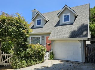 152 Myrtle St, Santa Cruz, CA 95060