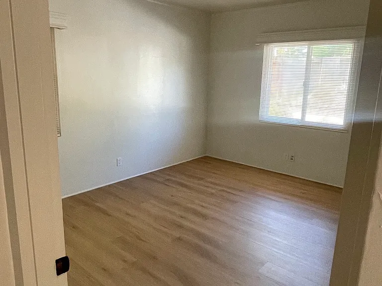 123 E Los Olivos St — Photo 6