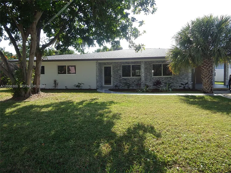 1565 Thumb Point Dr — Photo 79