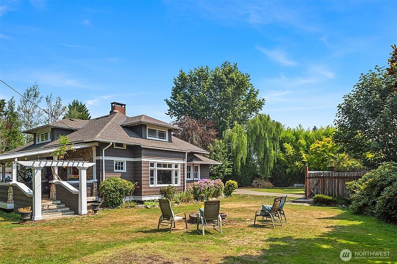3rd image of 32110 NE 55th Street