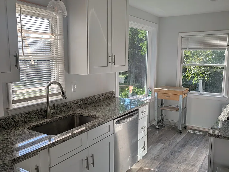 1 Monroe Bay Ave — Photo 2