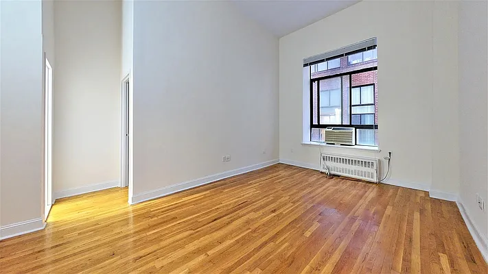 1 Astor Place #2L