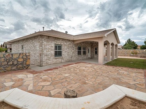 2nd image of 1375 Golden Trail Ln