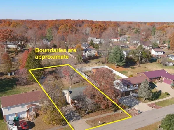 1760 Holly Ct, Radcliff, KY 40160