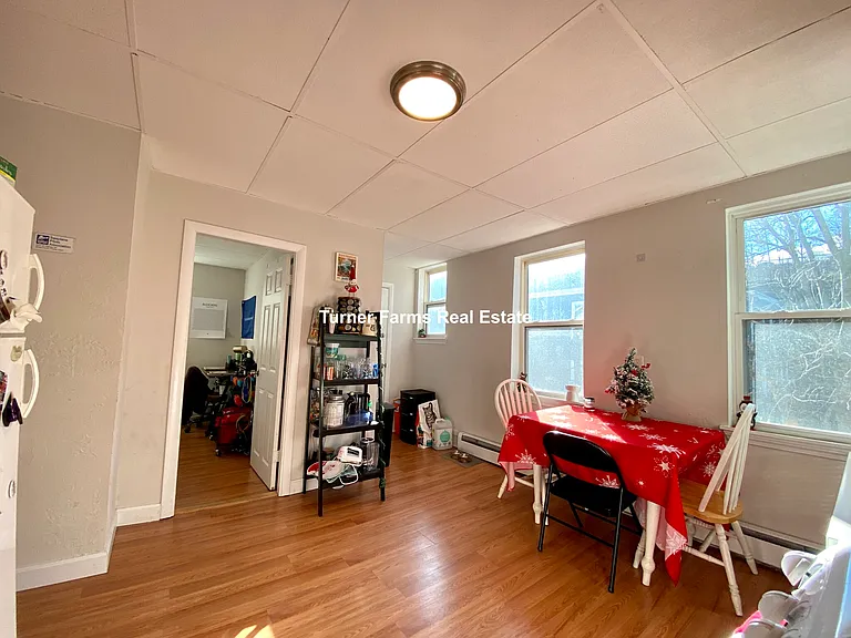 1572 Tremont St — Photo 20