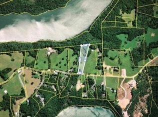 5222 Turney Groce Rd, Byrdstown, TN 38549