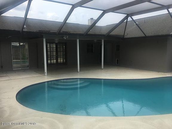 3rd image of 2611 Kingsmill Ave