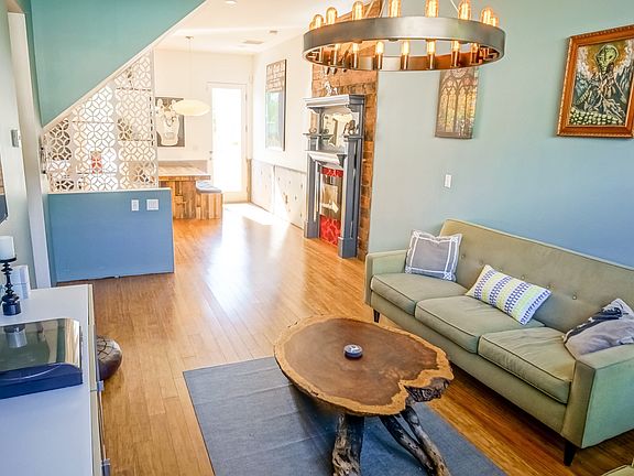 3rd image of 4778 Rock Row Dr