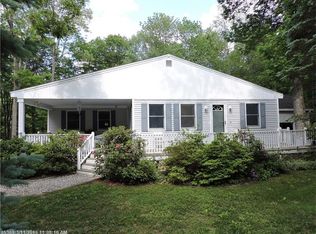 1039 Alewive Rd, Kennebunk, ME 04043