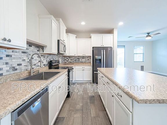 5th image of 18027 W Tina Ln