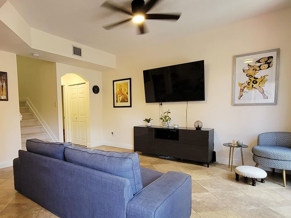 1st image of 2211 Clipper Pl