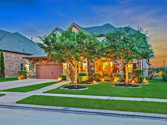 3rd image of 24303 Mirandola Ln