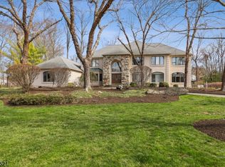 32 Black Birch Rd, Scotch Plains, NJ 07076