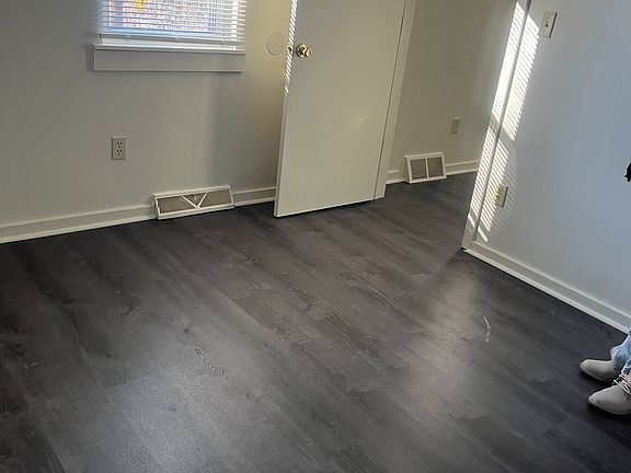 2nd image of 2326 School St APT 1