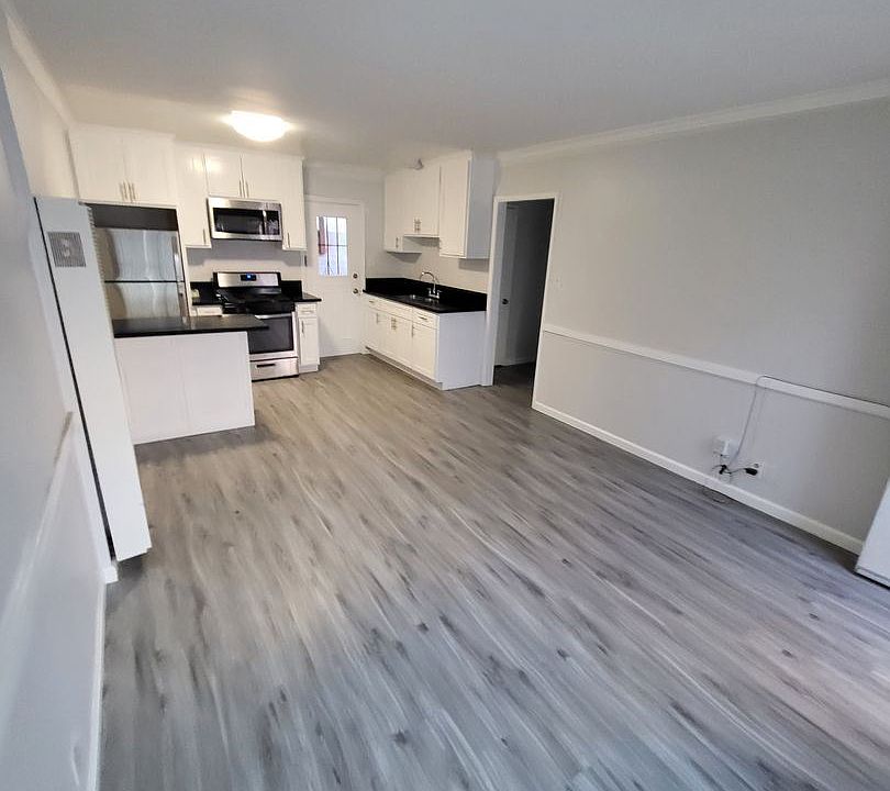 1st image of 5533 1/2 W 118th St