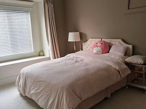 5th image of 7460 Chelsea Rd