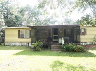 11525 Lake Dr, New Port Richey, FL 34654