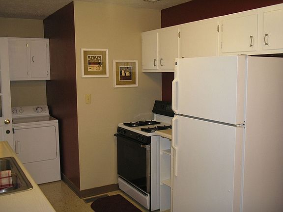 5th image of 3524 Autumn Way