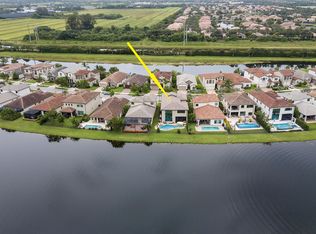 8484 Grand Prix Ln, Boynton Beach, FL 33472