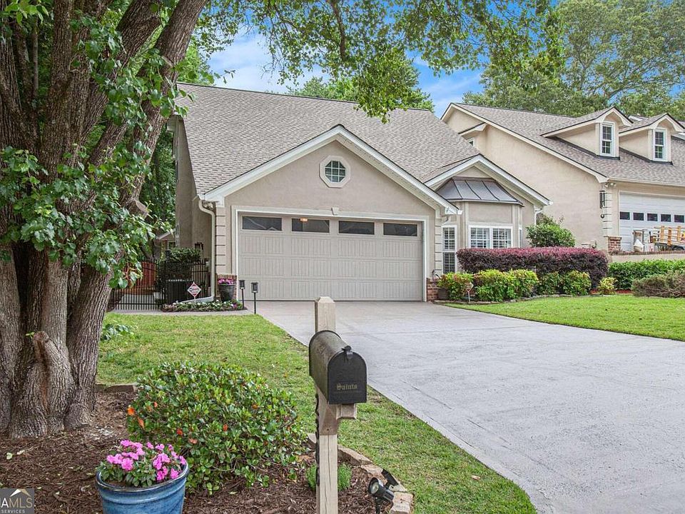 1st image of 2386 Oakwood Way SE