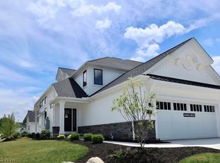 71 Winchester Rd, Akron, OH