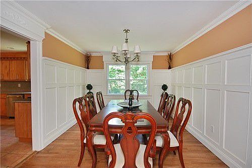 4th image of 23 Westmount Dr