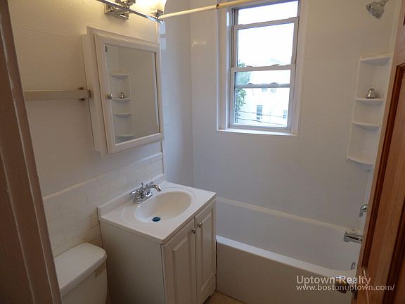 4th image of 45 Ashford St APT 15