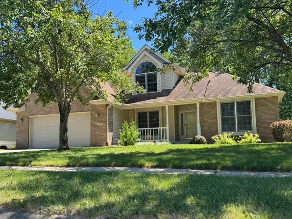 2055 Pinewood Dr, Columbus, IN 47203