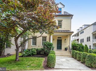 2139 N Rolfe St, Arlington, VA 22209