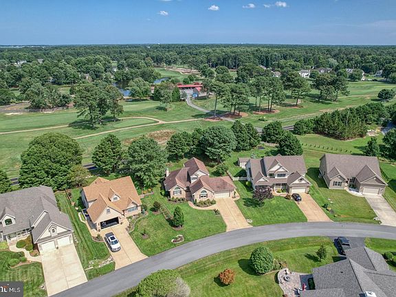4th image of 29787 Sawmill Dr