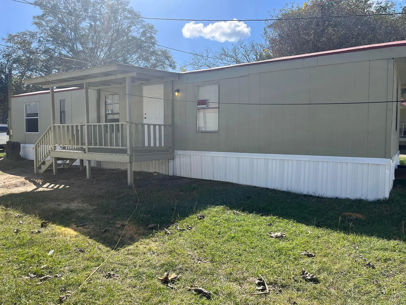 2 bed, 840 sqft, $695 — Photo 1