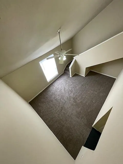 1 bed, 890 sqft, $700 — Photo 1