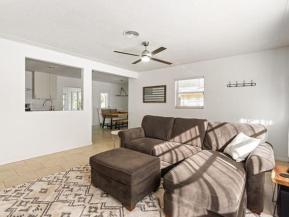 3rd image of 6216 Carlton Ave