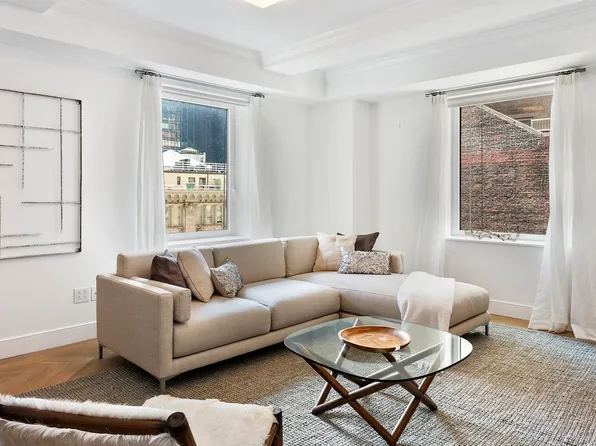 160 Central Park South 1714 image 3 of 14