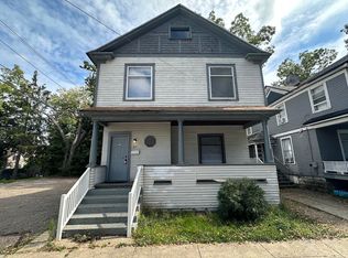421 Bellevue Pl, Kalamazoo, MI