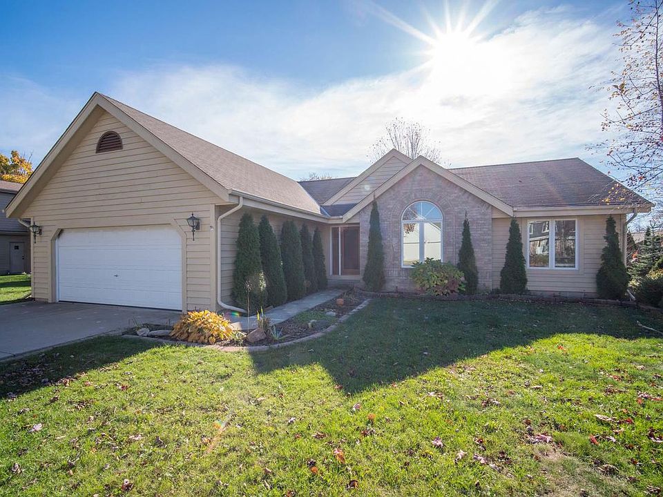 1st image of 167 West Acorn DRIVE