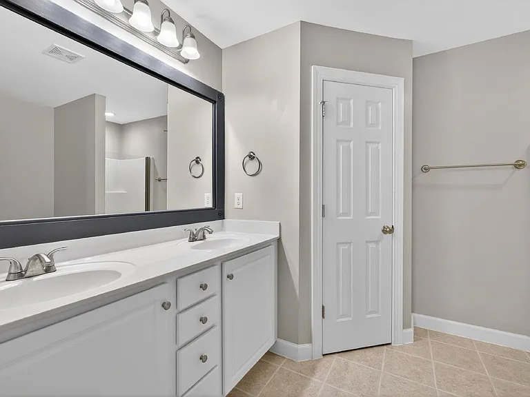 770 Parkside Townes Ct — Photo 33