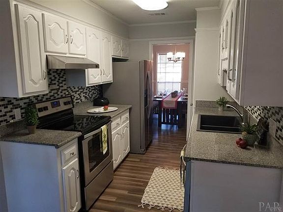 4th image of 7812 Woodpointe Dr