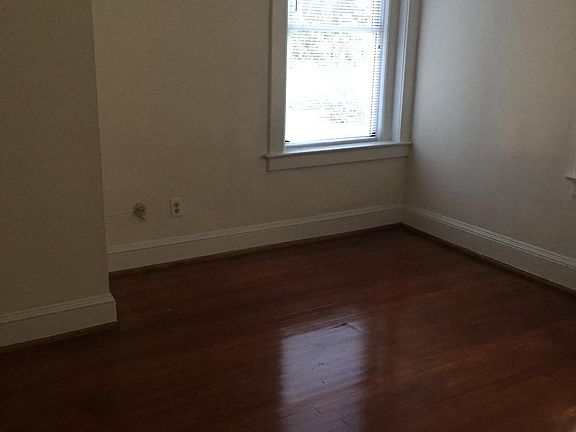 4th image of 913 Greenway Court # First Floor