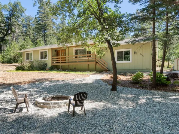 3063 Sanchez Dr, Pollock Pines, CA 95726