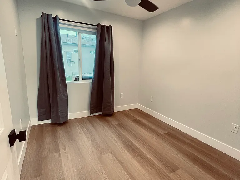 10620 La Reina Ave #A — Photo 10