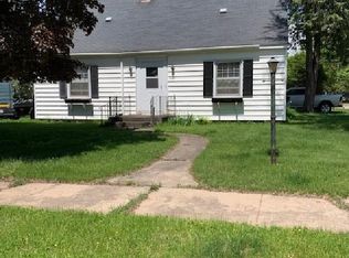 900 W A St, Iron Mountain, MI 49801