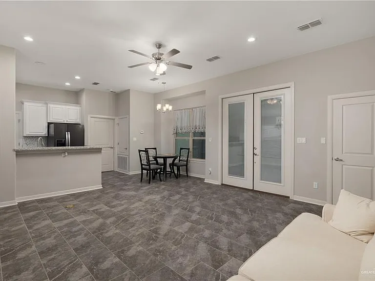3801 Heron Way — Photo 2