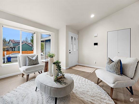 2nd image of 9002 17th Street NE