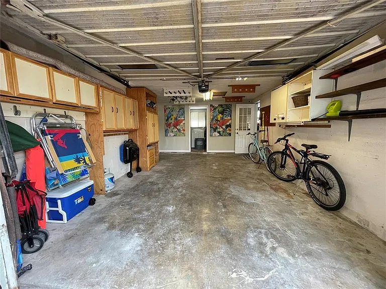 50 Euclid Ave — Photo 29